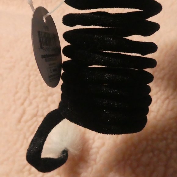 SUPER SOFT SPRING Key Chain | Panda with fluffy tail | BNWT - Picture 8 of 11